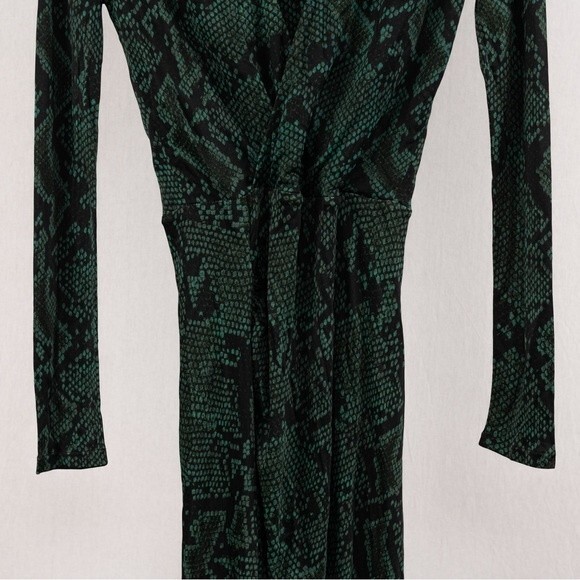Atlein green snake print dress size 38/S - Picture 6 of 12